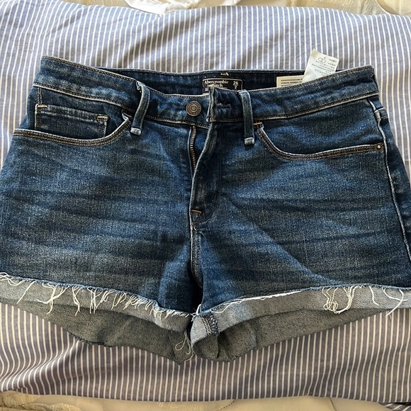 Abercrombie LOW Rise Denim Shorts - Picture 1 of 5